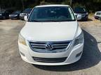 2012 Volkswagen Routan SE 4dr Mini Van w/ RSE and Navigation