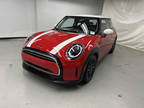 2024 MINI Hardtop 2 Door Signature