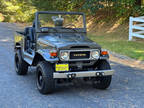 1974 Toyota FJ40