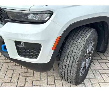 2024 Jeep Grand Cherokee Trailhawk 4xe is a White 2024 Jeep grand cherokee Trailhawk SUV in Stuart FL