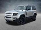 2023 Land Rover Defender 90 SE