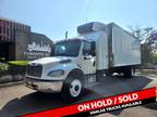 2011 Freightliner Business Class M2 Sleeper,insulated 23ft box ,roll up and side
