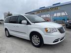 2015 Chrysler Town & Country Touring Minivan 4D