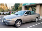 1998 Toyota Camry 4dr Sdn LE V6 Auto