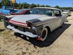 1957 Ford Fairlane 500 Skyliner