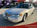 1999 Lincoln Town Car Executive 4dr Sedan