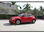 2013 Volkswagen Beetle 2.5L w/Sunroof Sound & Nav