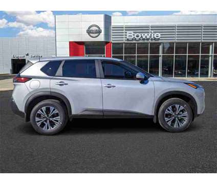 2023 Nissan Rogue SV is a Silver 2023 Nissan Rogue SV SUV in Bowie MD