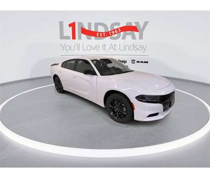 2023 Dodge Charger SXT is a White 2023 Dodge Charger SXT Sedan in Manassas VA