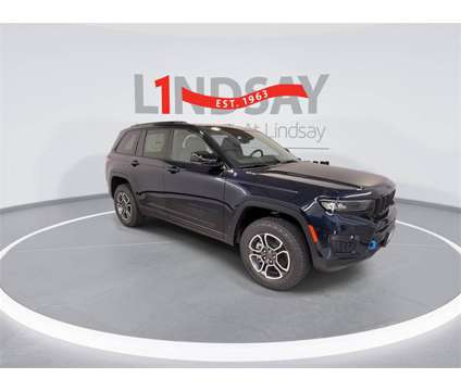 2024 Jeep Grand Cherokee Trailhawk 4xe is a Black 2024 Jeep grand cherokee Trailhawk SUV in Manassas VA