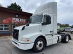 2016 Volvo Vnm42t200 Single Axle Day Cab