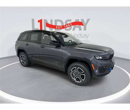 2024 Jeep Grand Cherokee Trailhawk 4xe is a Grey 2024 Jeep grand cherokee Trailhawk SUV in Manassas VA