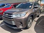 2017 Toyota Highlander XLE AWD 4dr SUV