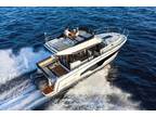 2024 Jeanneau Merry Fisher 1095 Flybridge