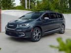 2023 Chrysler Pacifica Limited 4dr Mini Van