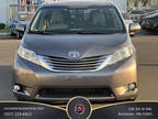 2017 Toyota Sienna XLE Premium Minivan 4D