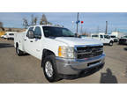 2011 Chevrolet 3500 Utility box 4x4 Low miles