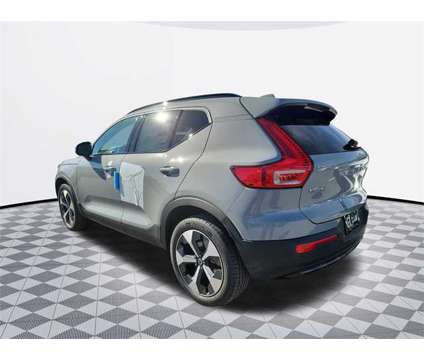 2024 Volvo XC40 B5 Core is a Grey 2024 Volvo XC40 SUV in Silver Spring MD
