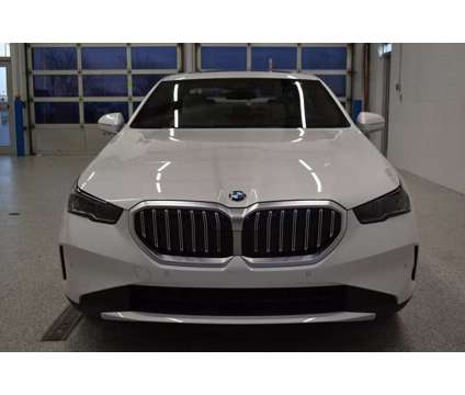 2024 BMW 5 Series 530i xDrive is a White 2024 BMW 5-Series Sedan in Lincoln NE