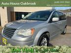 2010 Chrysler Town and Country Touring 4dr Mini Van