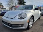 2012 Volkswagen Beetle 2dr Cpe Man 2.0T Turbo PZEV