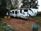 2014 Keystone Sprinter 5th Wheel 34 Ft