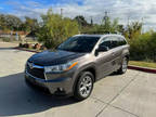 2014 Toyota Highlander XLE Sport Utility 4D