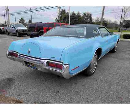 1972 Lincoln Continental is a 1972 Lincoln Continental Classic Car in Grove City OH