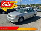 2004 Toyota Camry LE 4dr Sedan