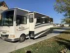 2006 Fleetwood Bounder 32W 33ft