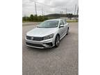 2016 Volkswagen Passat 1.8T R Line 4dr Sedan