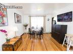 Three Bedroom In Astoria