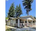 1197 1ST ST, Bandon OR 97411