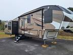 2015 Keystone Cougar 327RES 36ft