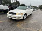 2000 Toyota Avalon XL 4dr Sedan