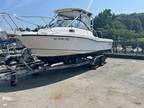 2005 Boston Whaler 235 Conquest