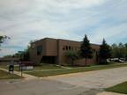 Clawson, Move-in ready medical suite available for lease.