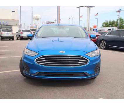2020 Ford Fusion SE is a Blue 2020 Ford Fusion SE Sedan in Melrose Park IL