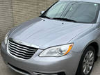 2013 Chrysler 200 Touring 4dr Sedan