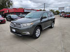 2013 Toyota Highlander Base AWD 4dr SUV