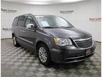 Pre-Owned 2015 Chrysler Town & Country Touring-L