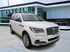 2024 Lincoln Navigator White, 15 miles