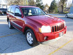 2006 Jeep Grand Cherokee Laredo 4dr SUV 4WD w/ Front Side Airbags