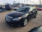 2011 Chrysler 200 Touring 4dr Sedan