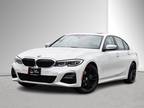 2020 BMW 3 Series 330i xDrive - Parking Sensors, Navigation, Sunroof