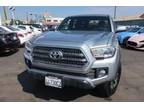 2017 Toyota Tacoma TRD Off Road Double Cab 5' Bed V6 4x2 AT