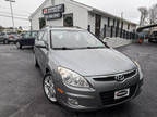 2010 Hyundai Elantra Hatchback 5D Touring SE 2.0L I4