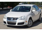 2009 Volkswagen Jetta S PZEV 4dr Sedan 6A