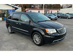 2013 Chrysler Town & Country Touring L