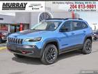 2023 Jeep Cherokee Sport UtilityTrailhawk 4x4